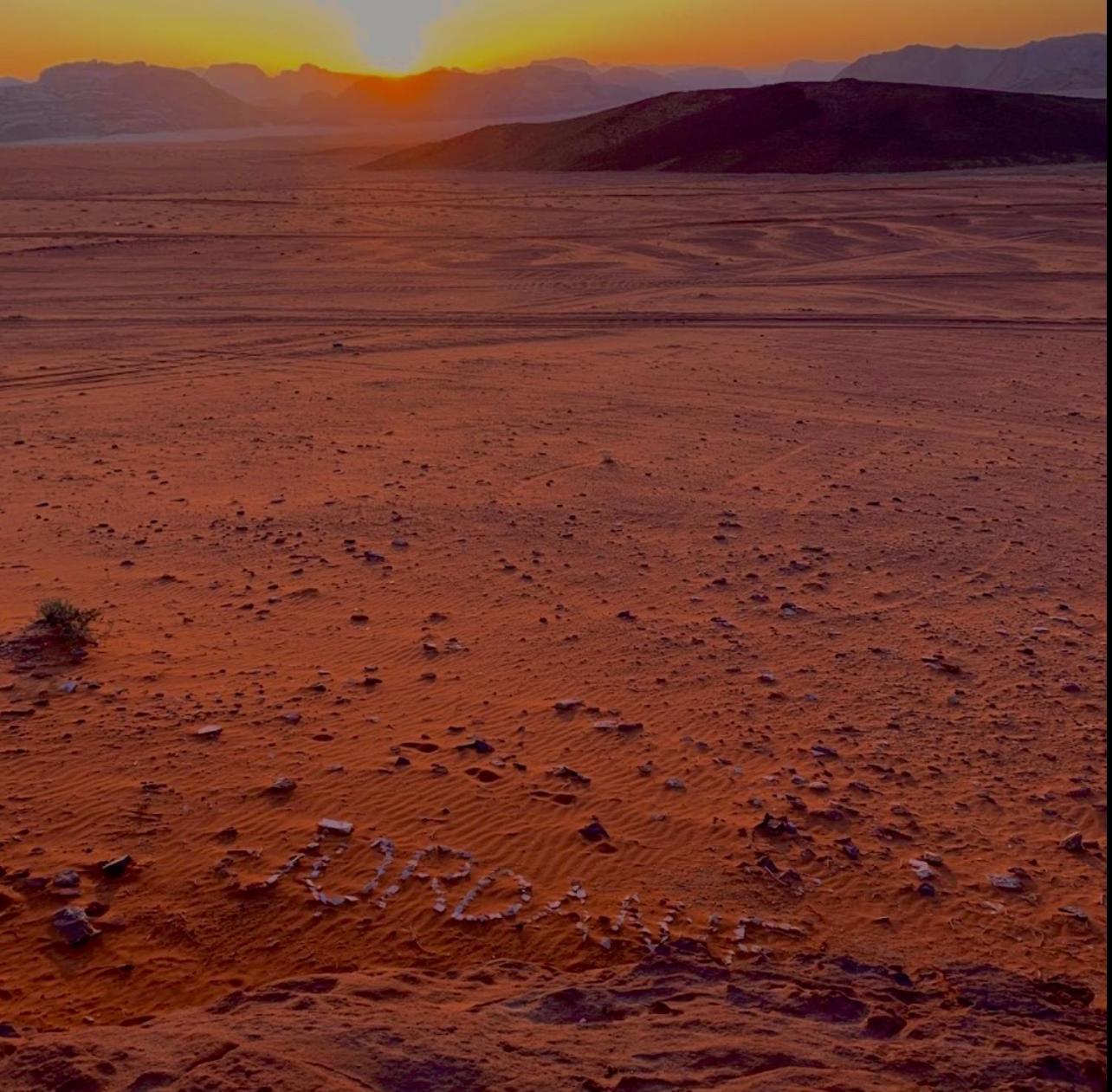 Hidden Wadi Rum Camp Экстерьер фото